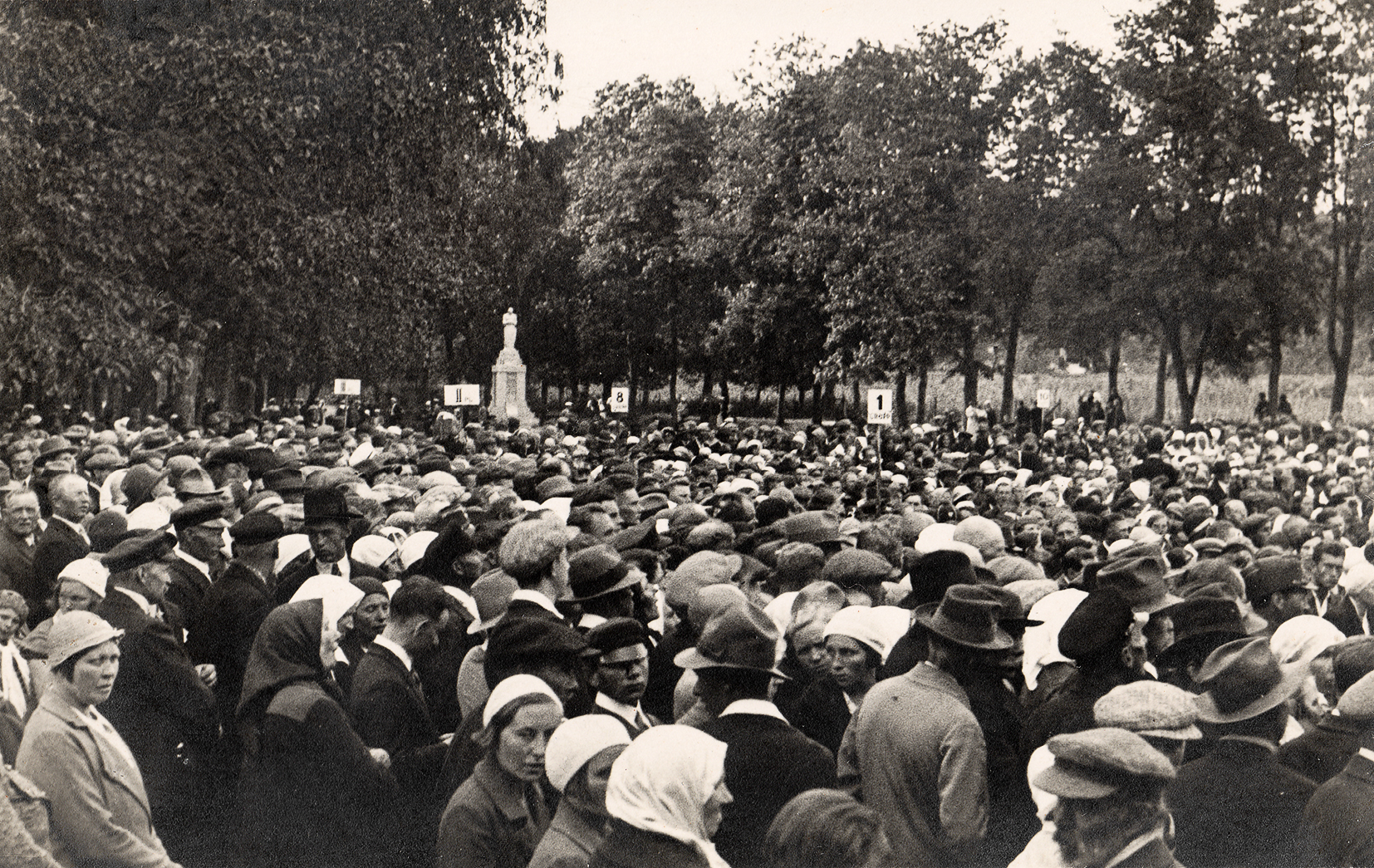 Vabadussõja mälestussamba avamine 17. augustil 1924