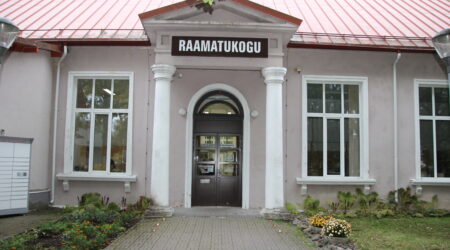 Raamatukogus leidub lugemist igale maitsele.