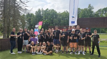 Ettevõtlikud noored Adaveres. Foto erakogu