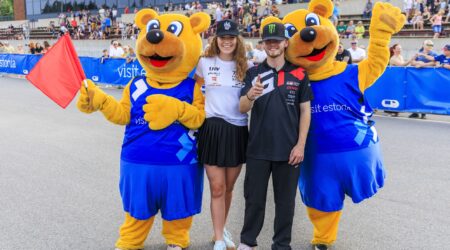 Hanna-Brita Kaasik ja Oliver Solberg võidu üle rõõmustamas. Foto Karli Sauli