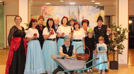 Lumivalgekesed ja pöialpoisid. Foto Vaike Niklus