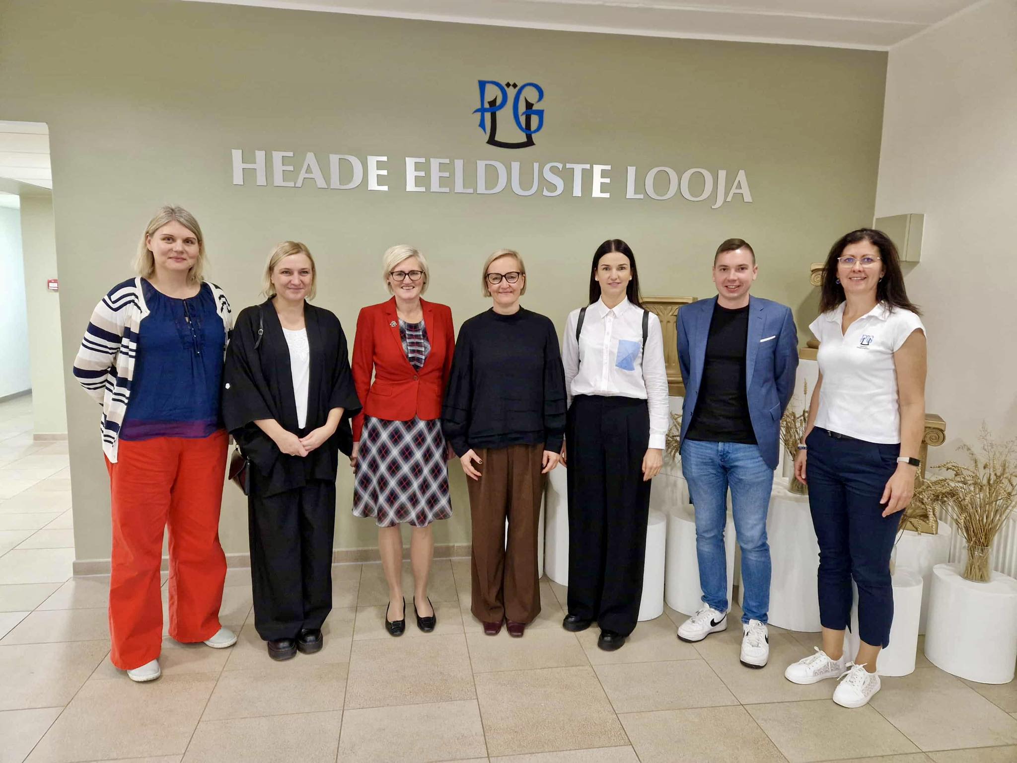 Minister Kristina Kallas Põltsamaa Ühisgümnaasiumiga tutvumas. Foto PÜG