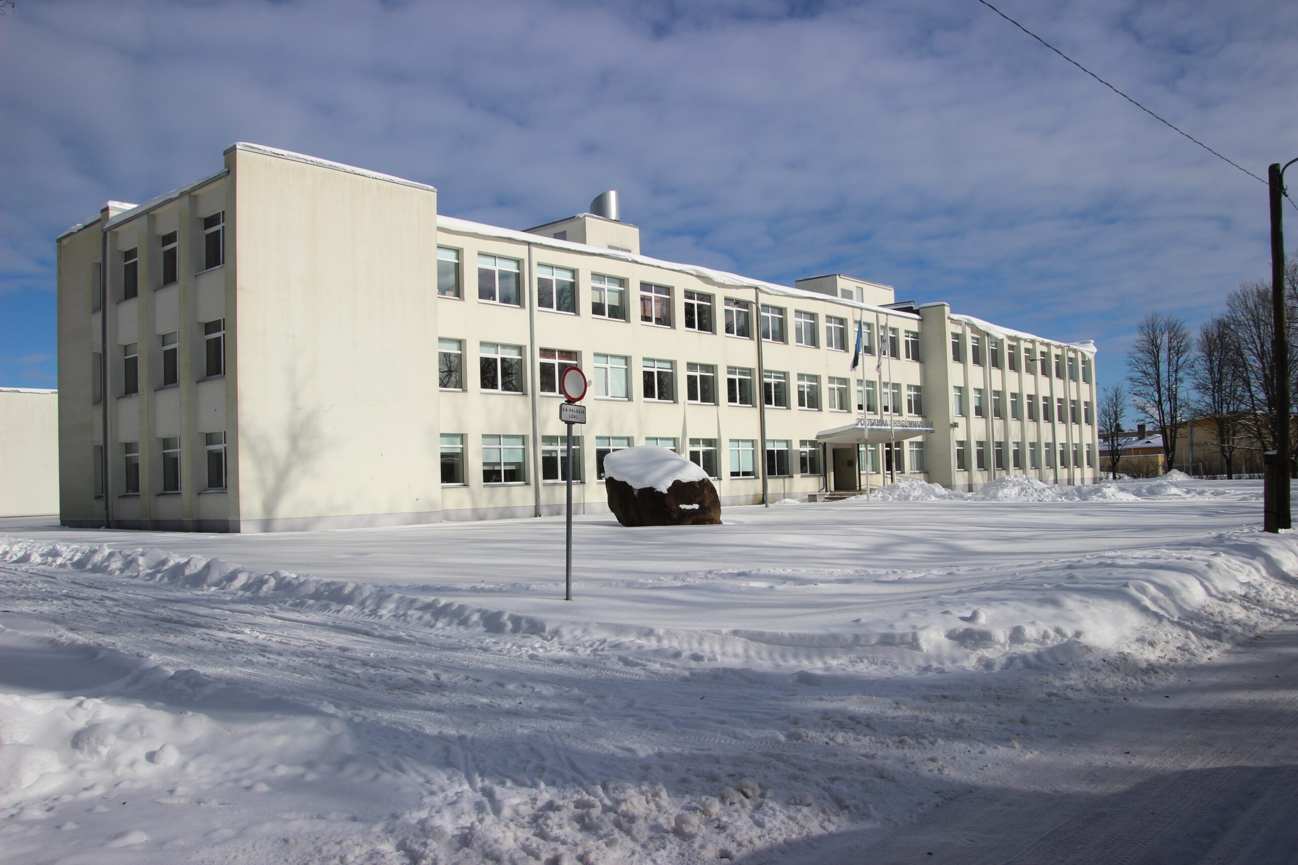 Põltsamaa Ühisgümnaasium. Foto Raimo Metsamärt