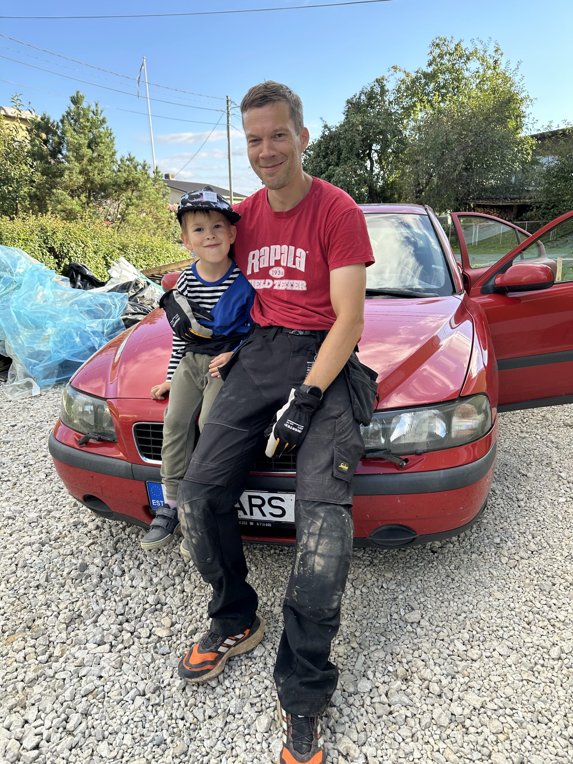 Mait Leemet pojaga. Foto erakogu