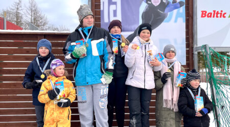 Esikoha võitjad uisutamises. Foto Erelin Kallas