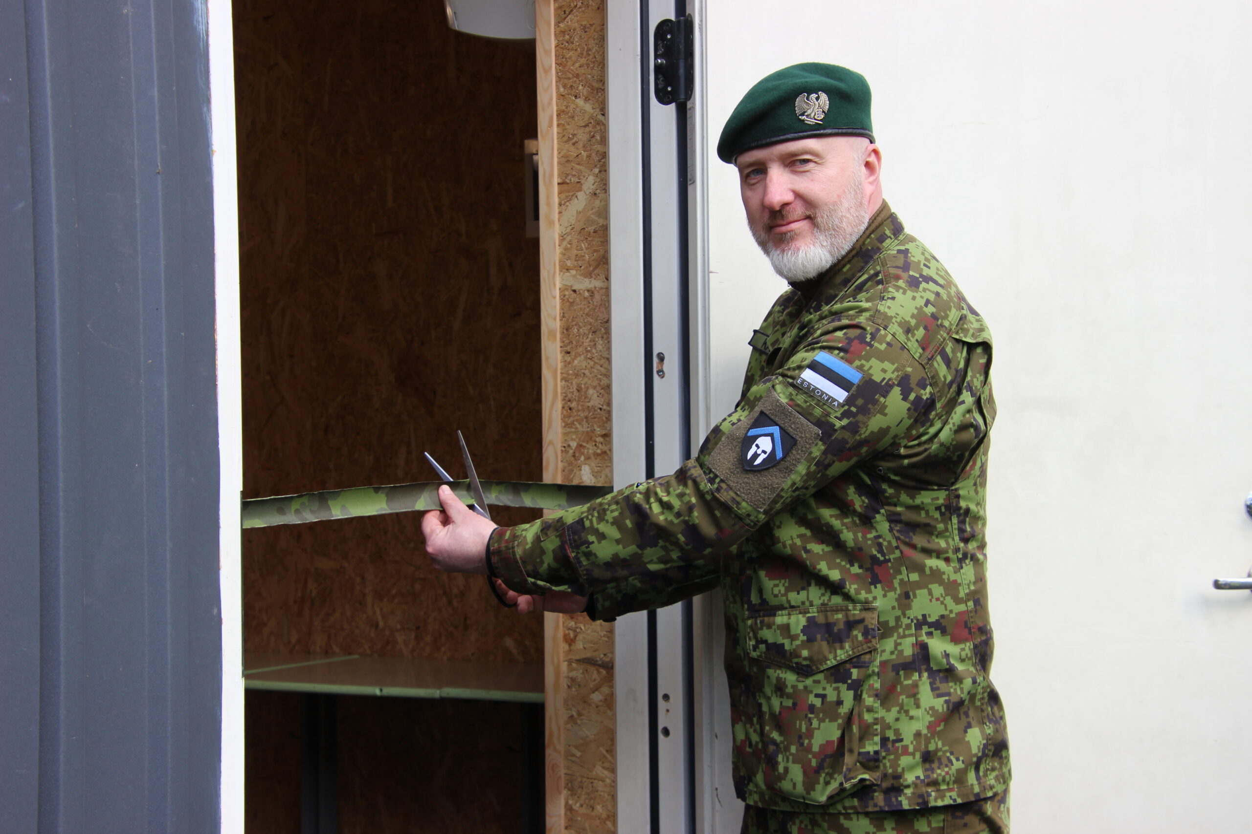 Lasketiiru avas Kaitseliidu Jõgeva maleva pealik major Kalle Kalme. Foto Raimo Metsamärt