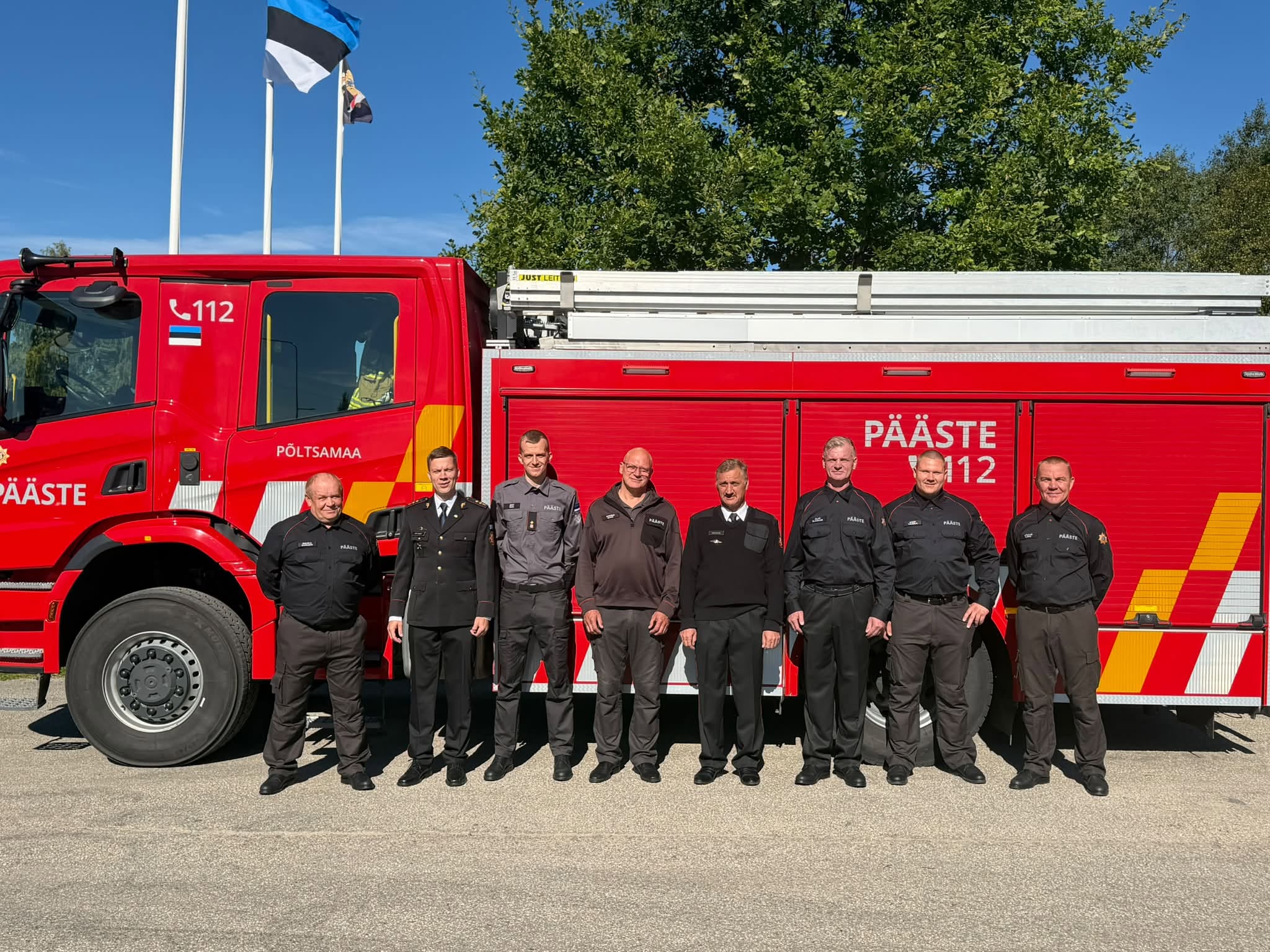 Pildil Marko, Mait, Erik, Andrus, Peeter, Alar, Agur ja Urmas. Foto erakogu